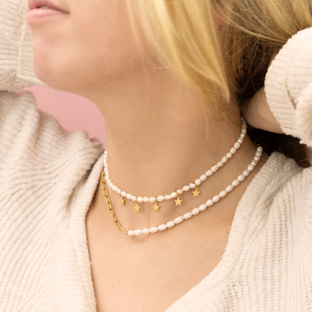 Gold Chunky Chain And Pearl Necklace 4 Gold Chunky Chain And Pearl Necklace - Image 2